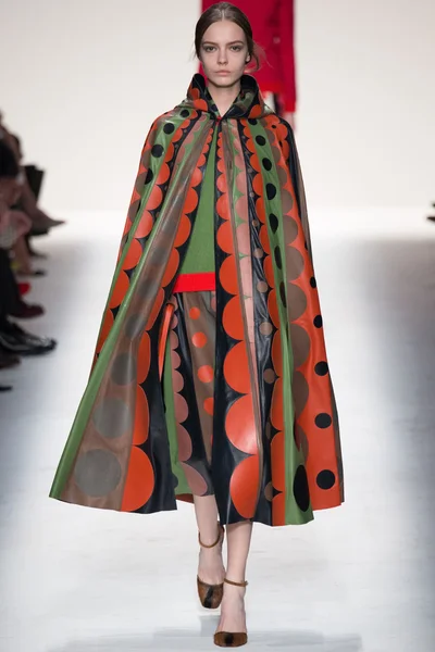 Look 5